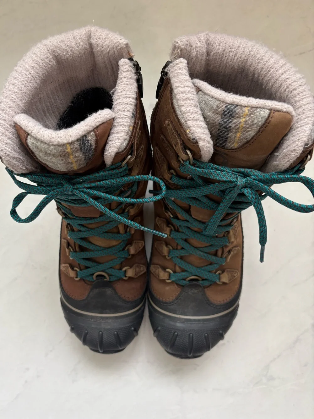 Oboz Women’s 7.5 Sapphire 8in Insulated B Dry Boots Waterproof Lace‎ Up Hiking